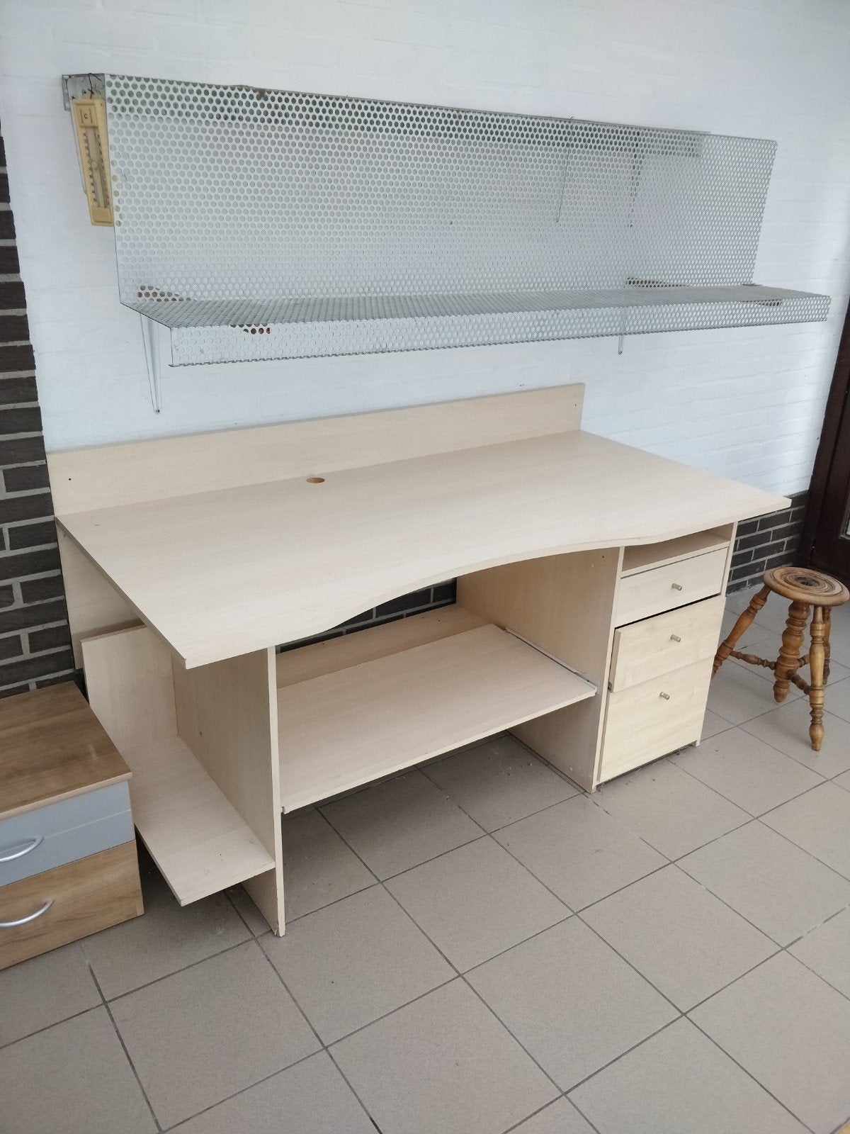 Gratis bureau, Ophalen