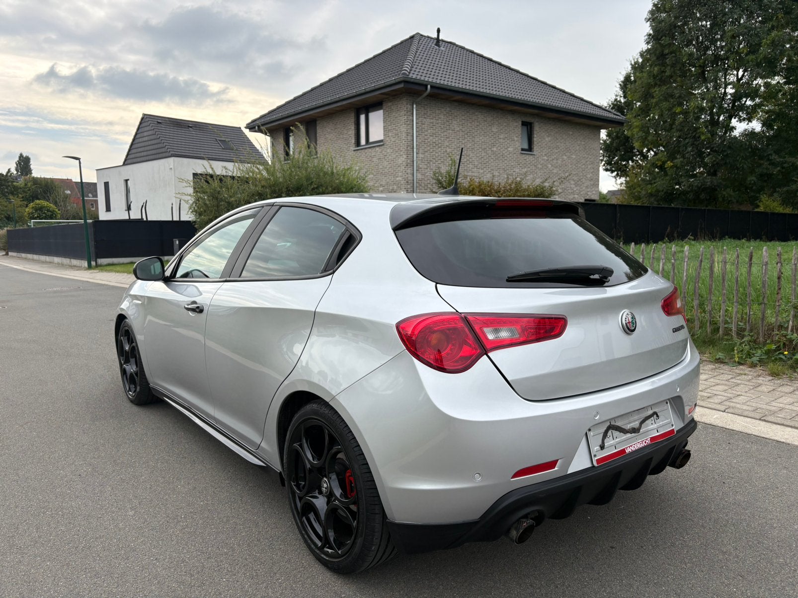 Alfa romeo Giulietta 1.4 benzine##27000km##Carplay#Camera###, Autos, Cuir, Achat, Euro 6, Entreprise