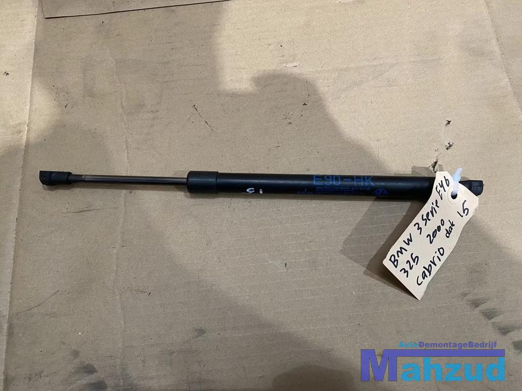 BMW 3 SERIE E90 Achterklep gasveer, Petuelring 130
80788  Munich, DE, Gebruikt, Info@bmw.de, Achter