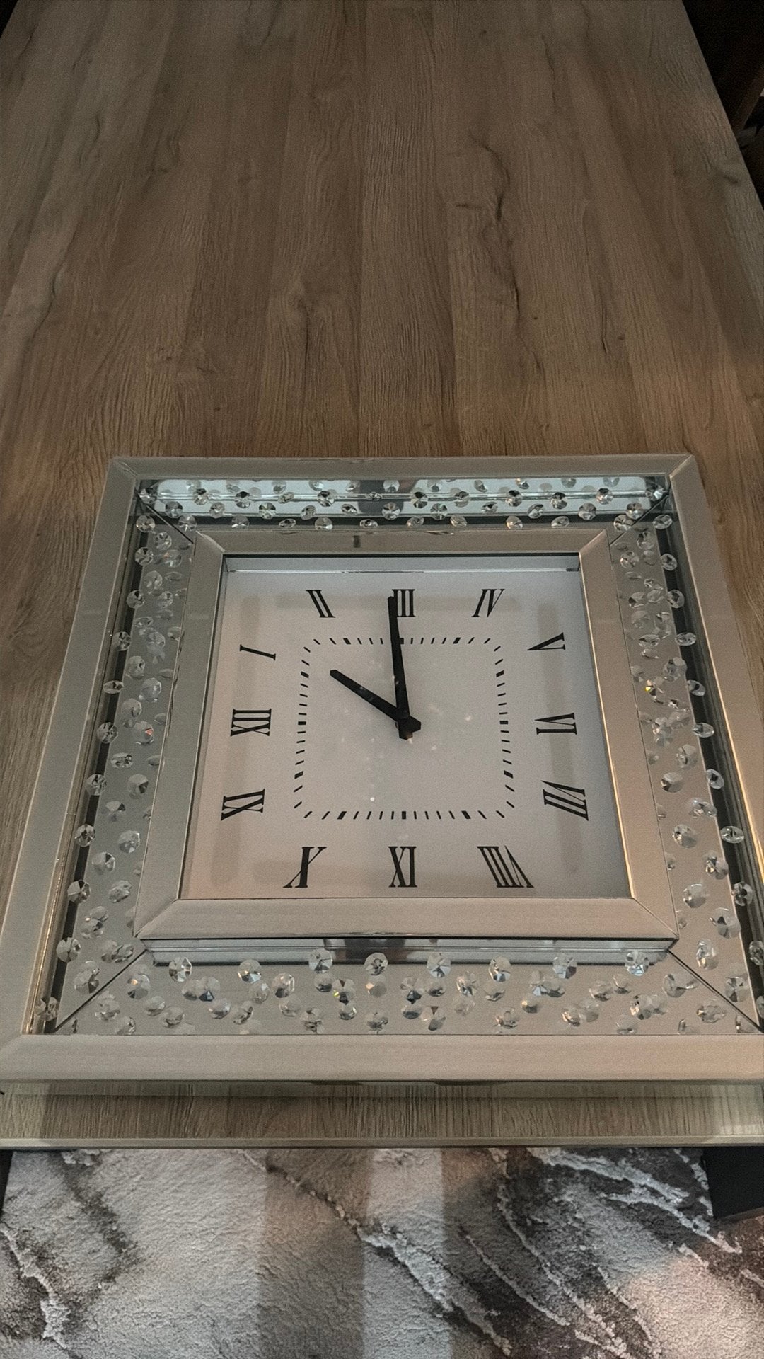 Luxe spiegelklok met kristaldecoratie, Ophalen, Zo goed als nieuw