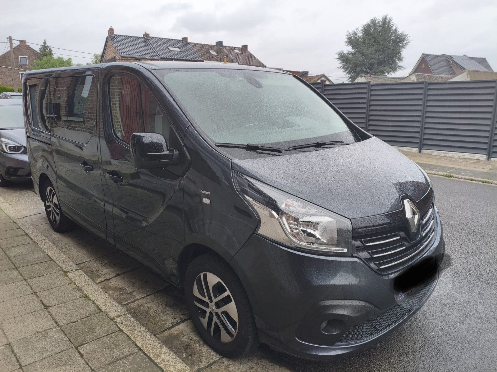 Renault trafic Space clas vip 7 places, Cuir, Euro 6, 7 places, Noir
