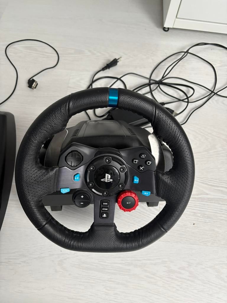 Volant logitech g29 avec pedales, Enlèvement, Comme neuf