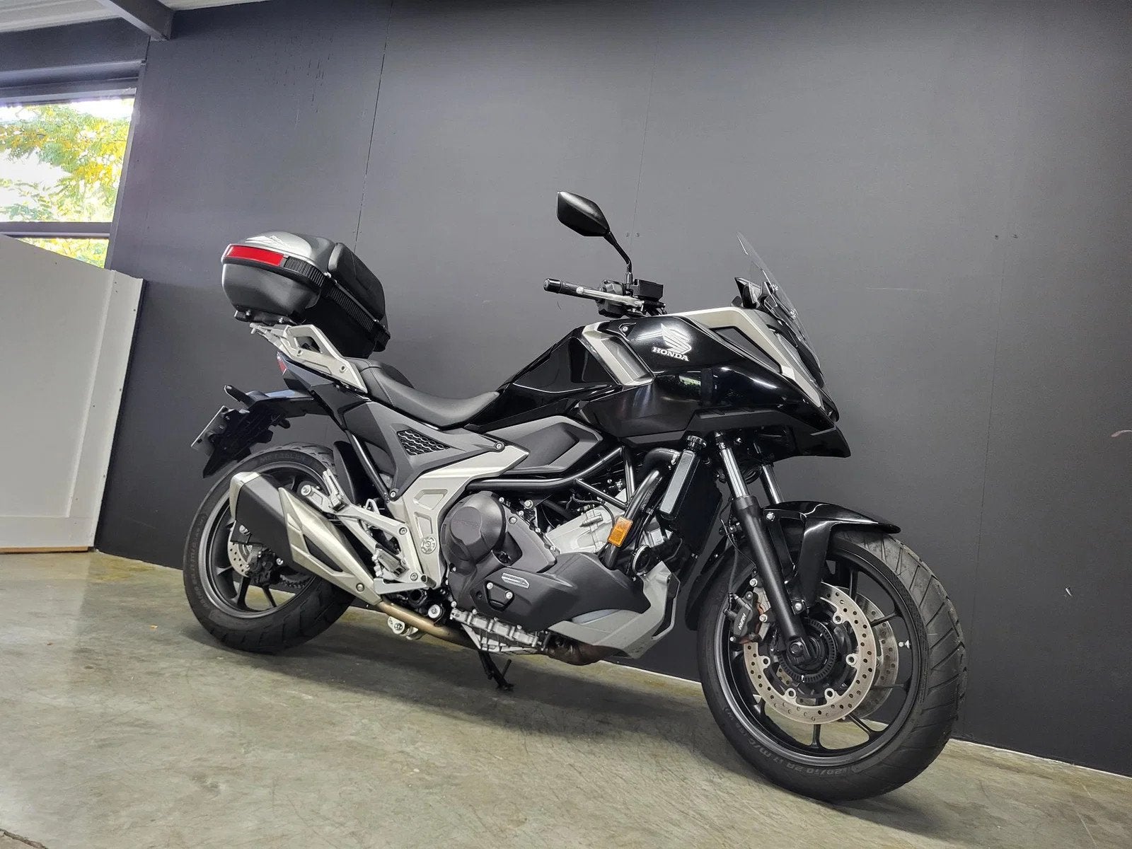 Honda NC750X parel met DCT in topstaat, Motos, 750 cm³, Entreprise, Occasion, Plus de 35 kW