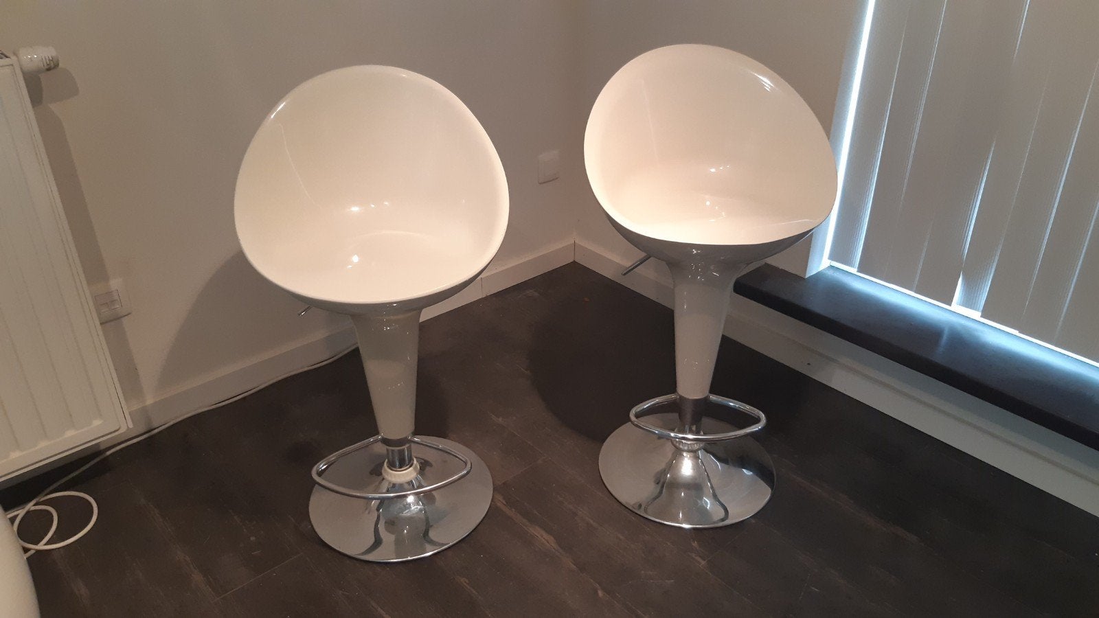 2 barstoelen Space Age stijl, Ophalen, In hoogte verstelbaar