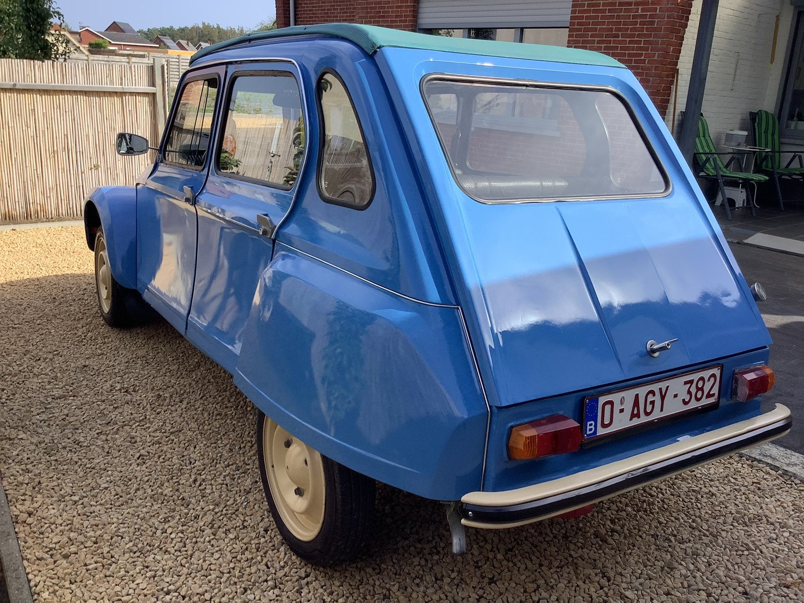 Oldtimer Citroen dyane met 600 motor is rijklaar, foto 3