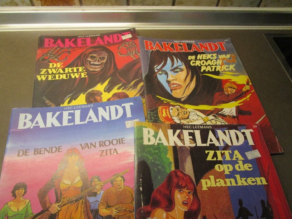 Bakelandt - 4 eerste druks in quasi nieuwstaat, Boeken, Stripverhalen, Hec Leemans, Ophalen of Verzenden, Zo goed als nieuw, Meerdere stripboeken