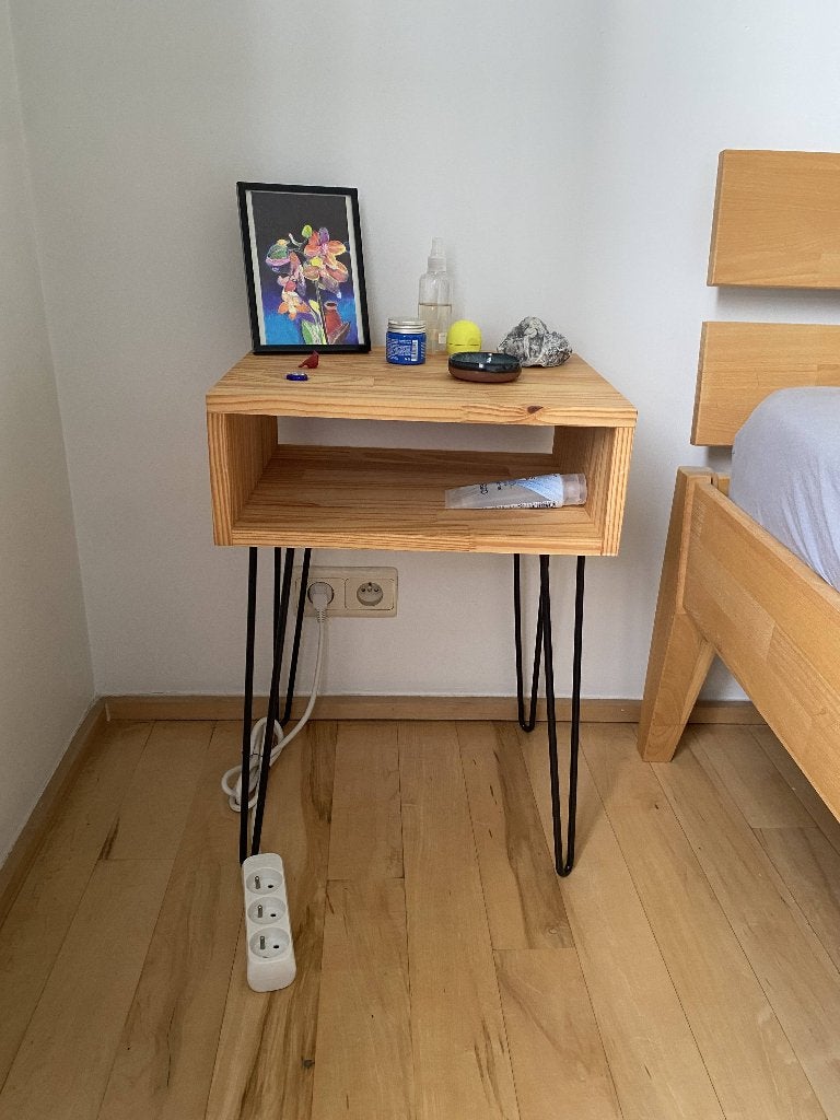 Table de chevet, Moins de 55 cm, Enlèvement, Rectangulaire, Bois