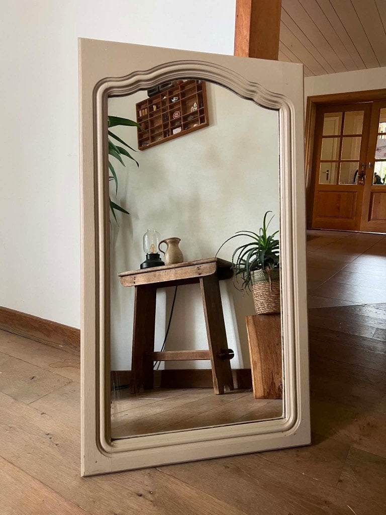 Spiegel hout - geverfd beige, Huis en Inrichting, Ophalen, Zo goed als nieuw, Minder dan 100 cm, Rechthoekig
