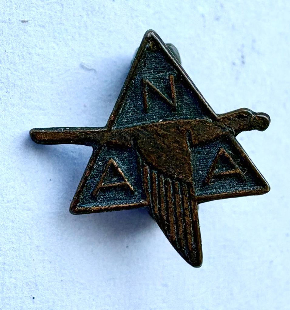 WW2 North American Aircraft pins, Enlèvement ou Envoi