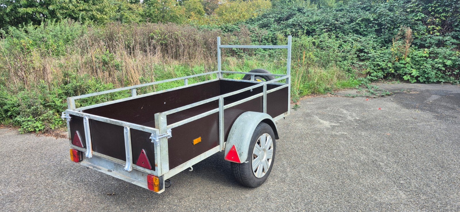 Aanhangwagen te koop, Enlèvement