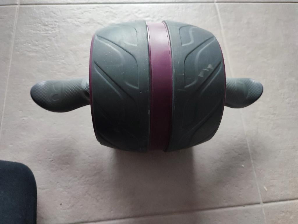 Roue abdominale Perfect AB Carver Pro état neuf, Sports & Fitness, Équipement de fitness, Comme neuf, Roue abdominale, Bras, Abdominaux