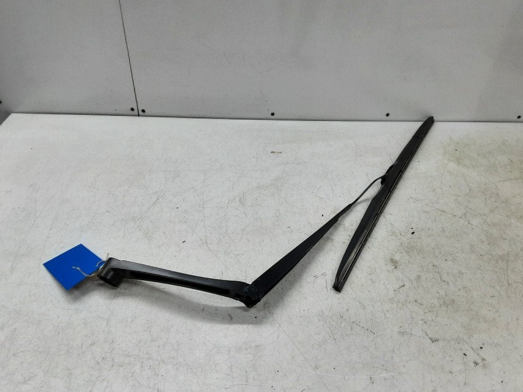 BRAS ESSUIE GLACE AVANT GAUCHE Hyundai Tucson (TL), Mevr. I. Hauben, Utilisé, Hyundai, Rue de l'Espoir 34 34
4030  GRIVEGNÉE, BE