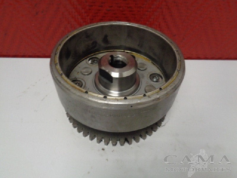 VOLANT MOTEUR CBR 600 F 1995-1998 (CBR600F CBR600F3 PC31), Dhr. S. di Majo, Utilisé, Info@cama-motorparts.nl, P.J. Troelstraweg 8 8
3144 CX  MAASSLUIS, NL
