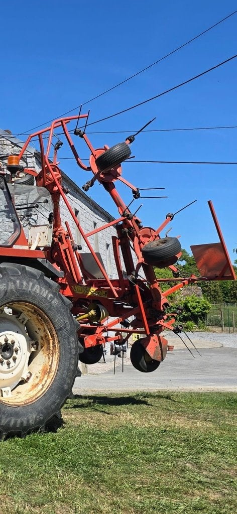 Faneuse kuhn, Enlèvement ou Envoi, Cultures, Agricole
