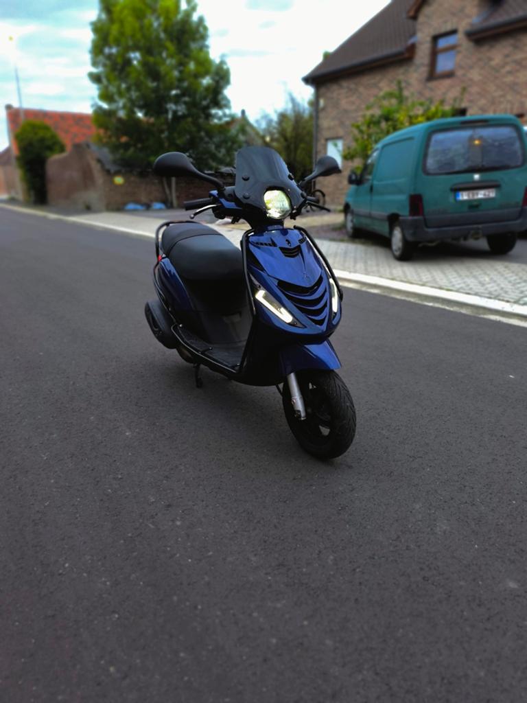 zip 4t iget b klasse | 80cc  malossi, Fietsen en Brommers, Scooters | Piaggio, Zip, Ophalen of Verzenden