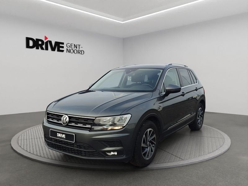 Volkswagen Tiguan TSI Sound BMT, Autos, 1395 cm³, Argent ou Gris, Entreprise, Boîte manuelle