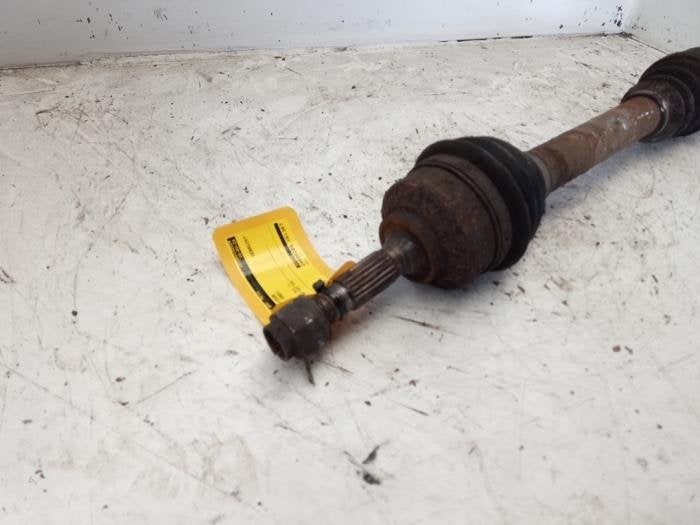 Arbre de transmission avant gauche d'un Peugeot 206, Autos : Pièces & Accessoires, -, -, 3 mois de garantie, Utilisé