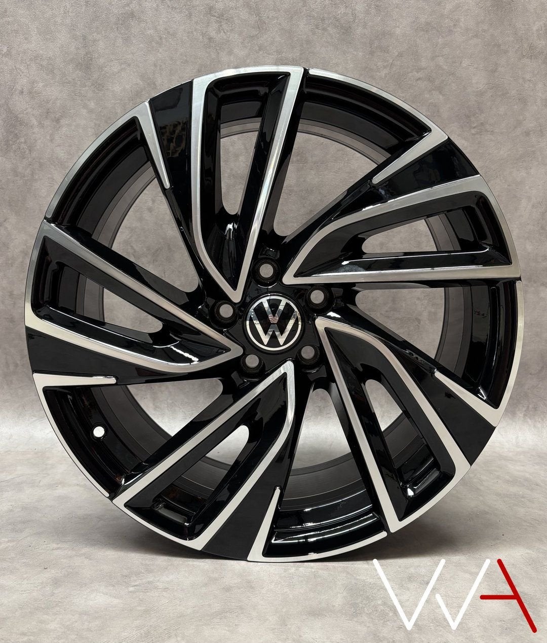 1x 19'' Volkswagen Arteon / Passat ''Adelaide'' velg BTW OEM, Véhicule de tourisme, -, Pneu(s), 19 pouces