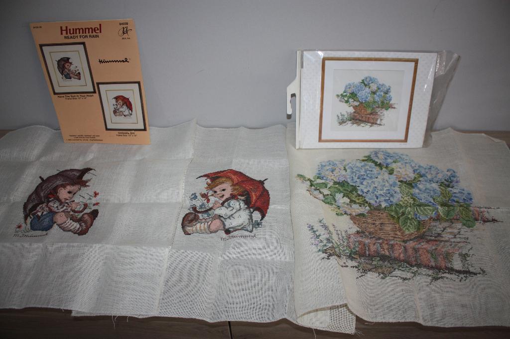 2 x Hummel 1x Hortentia's , kruisteek gemaakte werken, Hobby en Vrije tijd, Borduren en Borduurmachines, Ophalen of Verzenden
