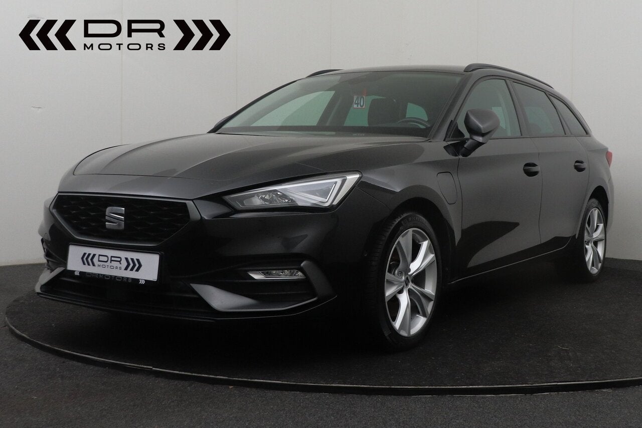 Seat Leon ST - 1.4 PLUG IN HYBRIDE - CAMERA - CARPLAY, Autos, Noir, 5 portes, Automatique, 204 ch