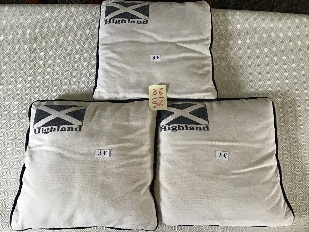 3 coussins « Highland » de 36 cm sur 36 cm et plus encore..., Enlèvement ou Envoi, Comme neuf