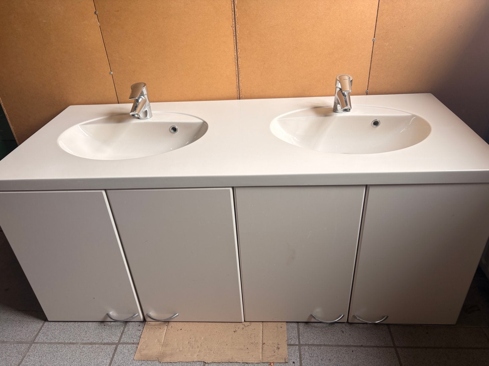 Onderkast badkamermeubel  en monobloc wastafel, Enlèvement, Comme neuf
