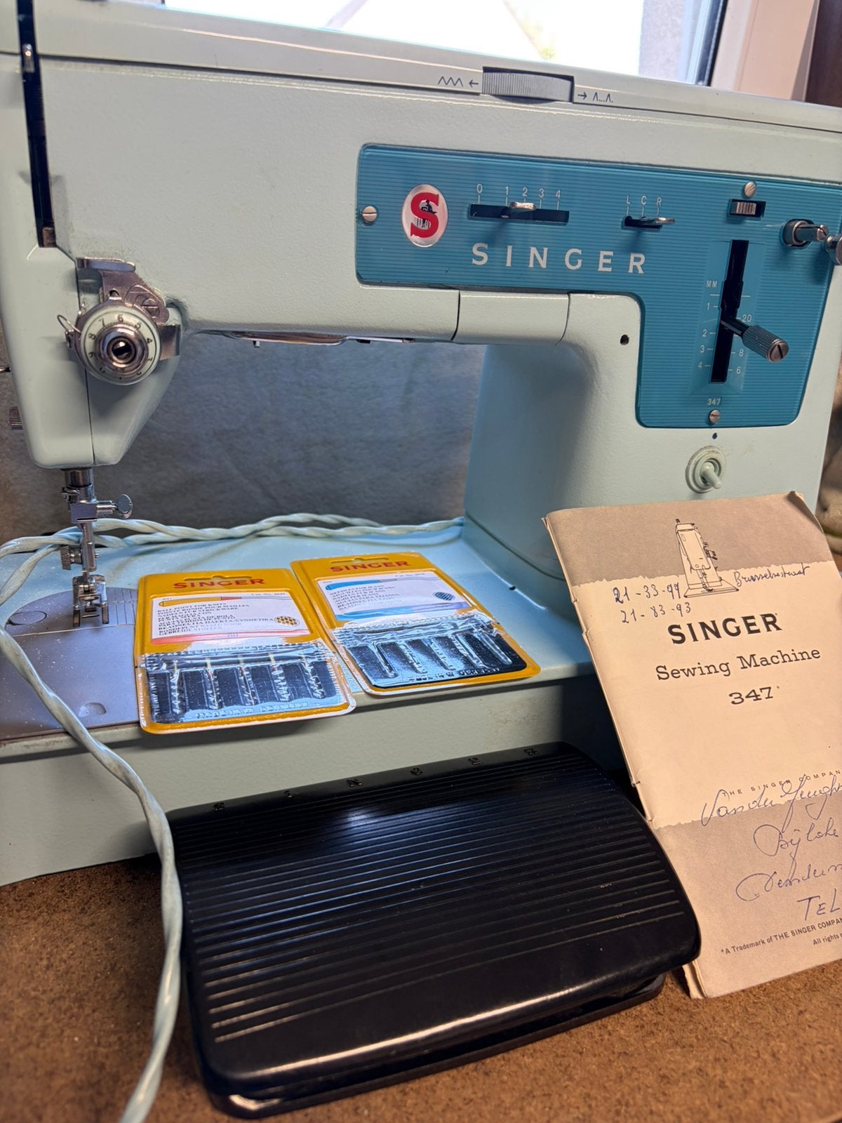 Singer naaimachine, Hobby en Vrije tijd, Ophalen, Zo goed als nieuw, Naaimachine, Singer