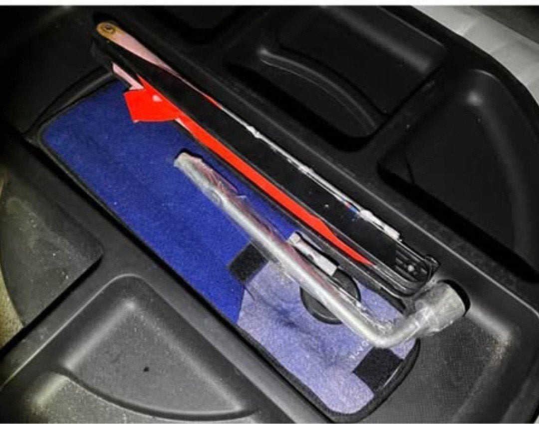 RECHERCHE BAC DE COFFRE D ORIGINE HYUNDAI GETZ 2002-2009, Enlèvement, Révisé, Hyundai