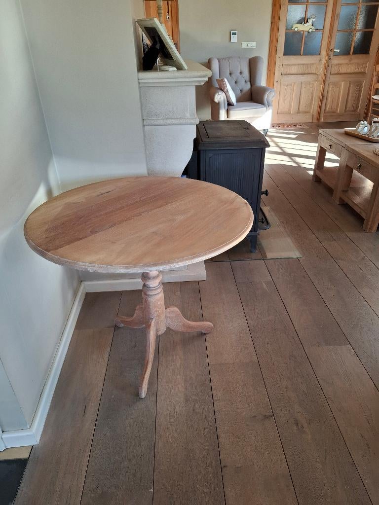 Mooie ronde bijzettafel, Huis en Inrichting, Tafels | Bijzettafels, Ophalen, Zo goed als nieuw, Rond, Hout
