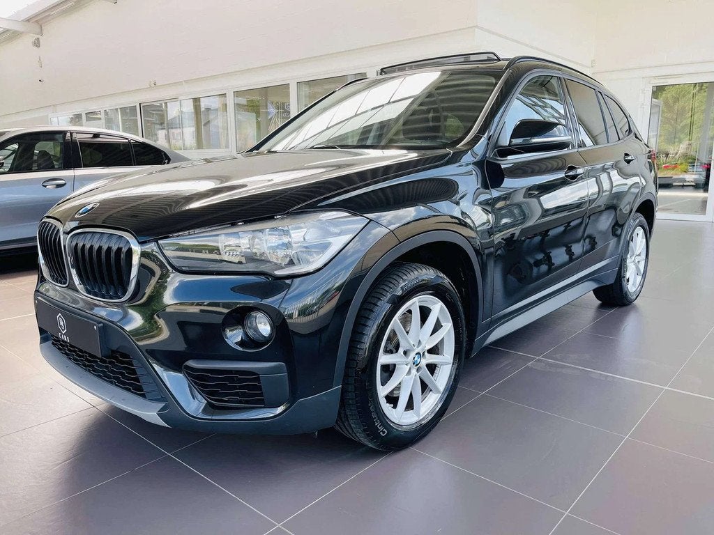BMW X1 1.5i * GARANTIE + TOIT PANO + GPS * (bj 2019), Stof, Gebruikt, Euro 6, 136 pk