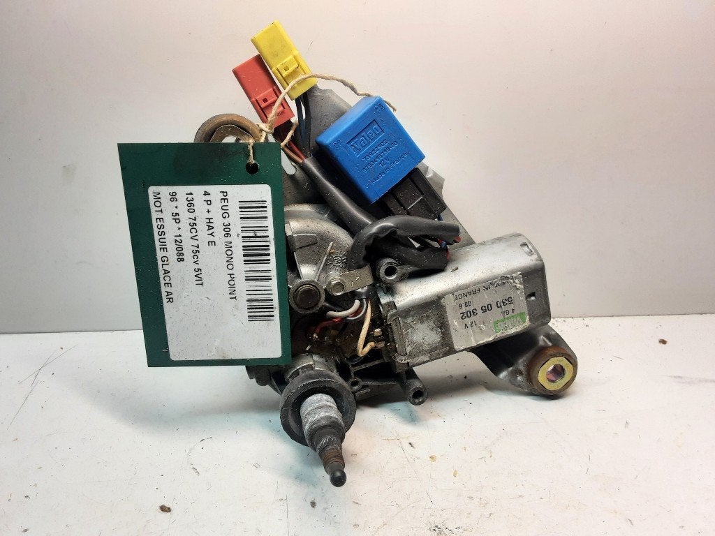 MOTEUR ESSUIE-GLACE ARRIÈRE 306 (7A / C/S) (53005302), Kontakt-peugeot@peugeot.com, Utilisé, Peugeot Deutschland GmbH, Bahnhofsplatz
65423  Rüsselsheim, DE