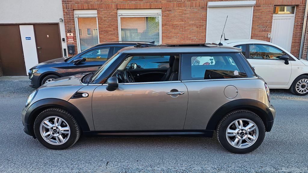 Mini Cooper 1.6L Benzin/106.000Km/Bj 2013/Euro6/Pano/Airco, Autos, Mini, Argent ou Gris, Achat, Euro 6, Entreprise