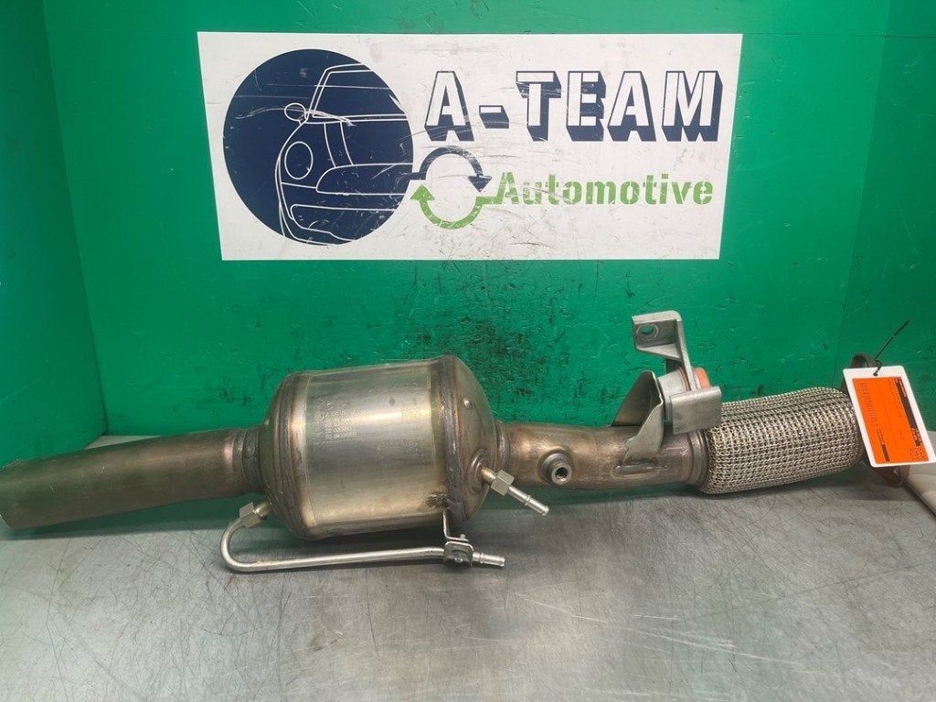 CONVERTISSEUR CATALYTIQUE MANIFOLD CLA (118.3) (01-2019/-), Mercedes-Benz, Utilisé, Dialog.mb@mercedes-benz.com, Mercedes-Benz AG