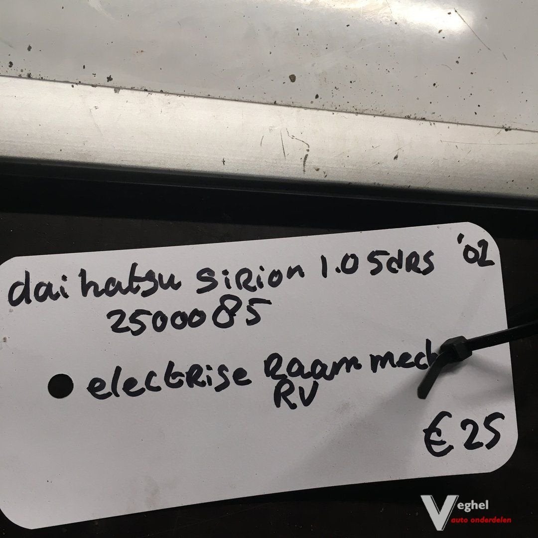 Daihatsu Sirion 1.0 5drs 2002 wagennr 2500085 Elektr Raammec, -, Utilisé, -, -