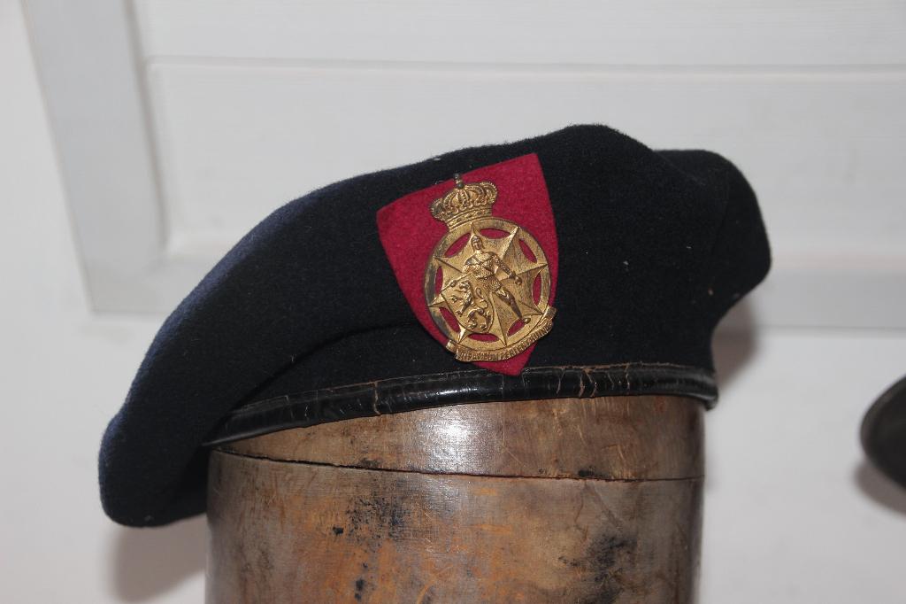 ABL beret "Defense Passive" (etat neuf), Collections, Envoi, Autres, Casque ou Béret