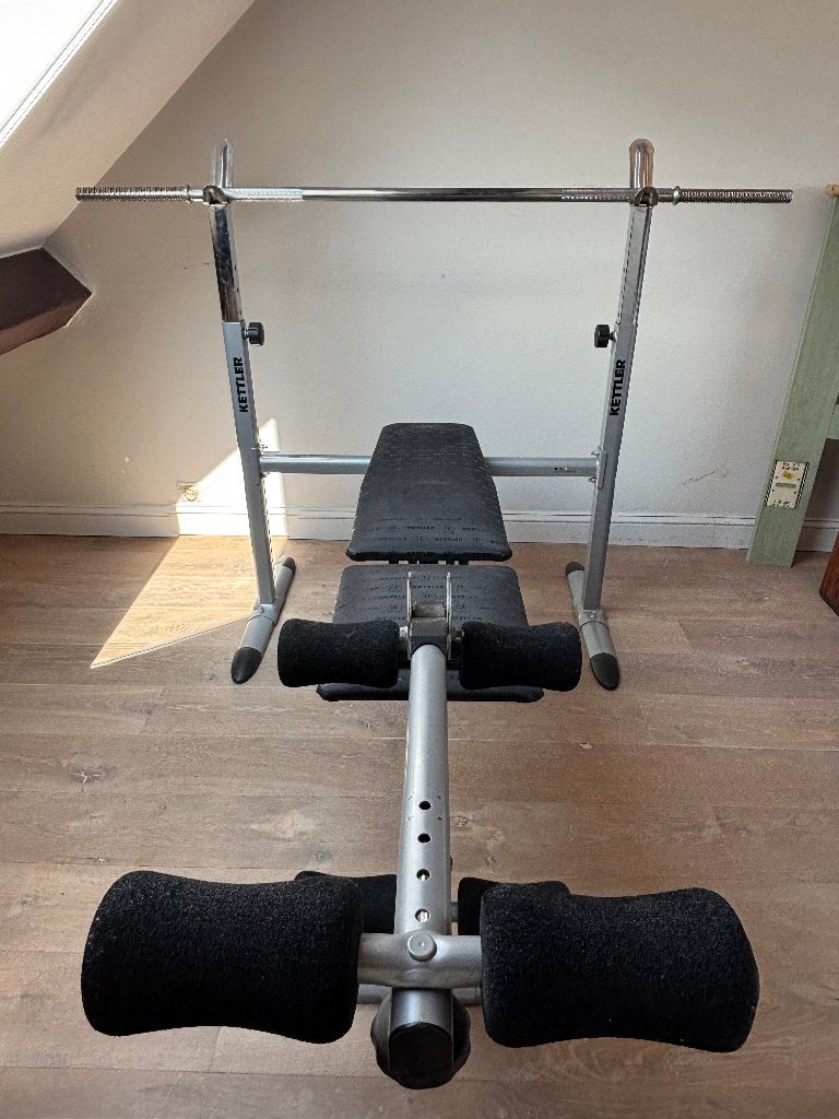 Kettler Bench Press + Dumbbells + 65 kg + Accessoires, Ophalen, Armen, Krachtstation, Zo goed als nieuw
