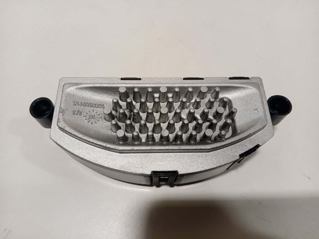 Kachelweerstand Volkswagen Passat, Onderdelen@venauto.nl, Van der Ven Autorecycling B.V., Gebruikt, Ettenseweg 76, 4706 PB Roosendaal, The Netherlands