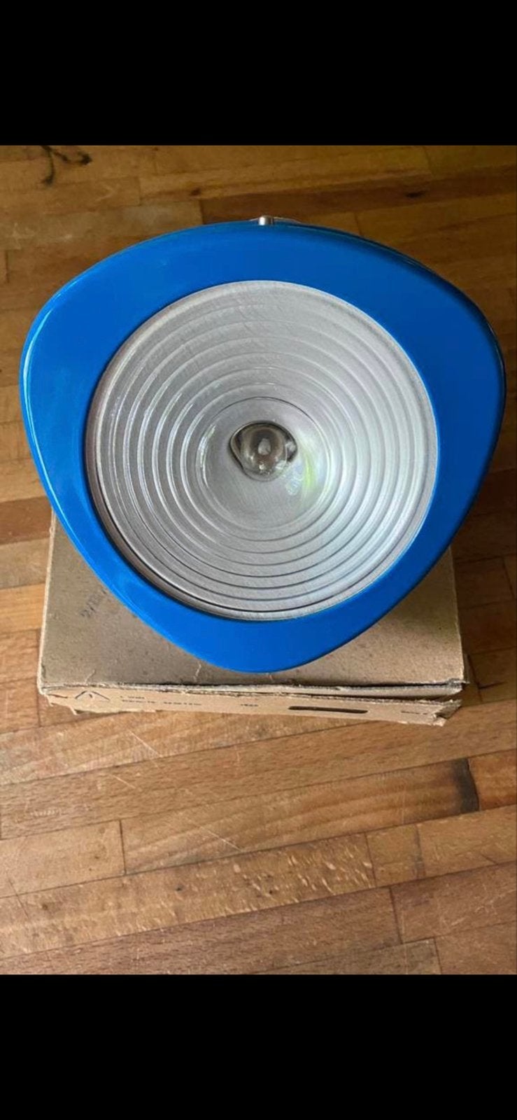 Ancienne jolie lampe de camping Artas, Ophalen of Verzenden