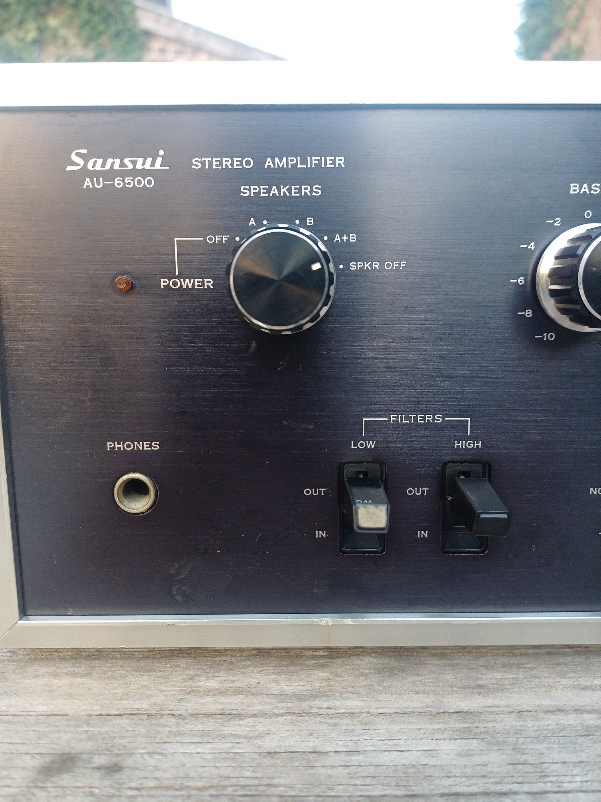 sansui au 6500, Enlèvement