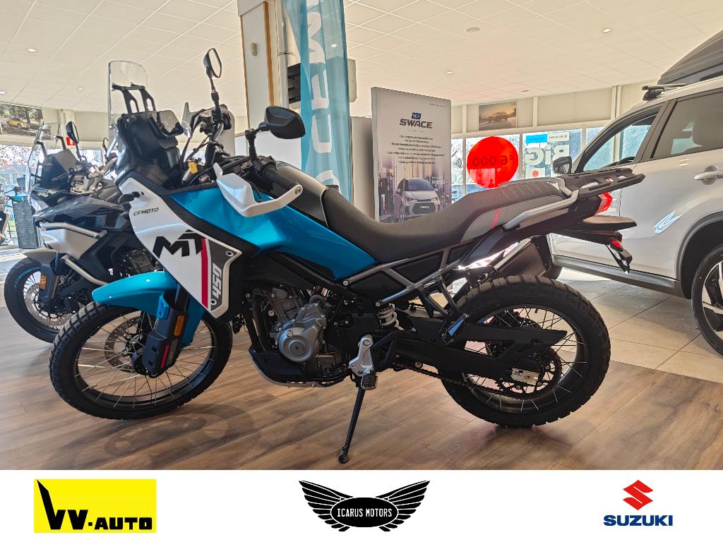 CF MOTO 450MT, Motoren, Motoren | CFMOTO, 2 cilinders, LED Verlichting, Occasion, Bedrijf