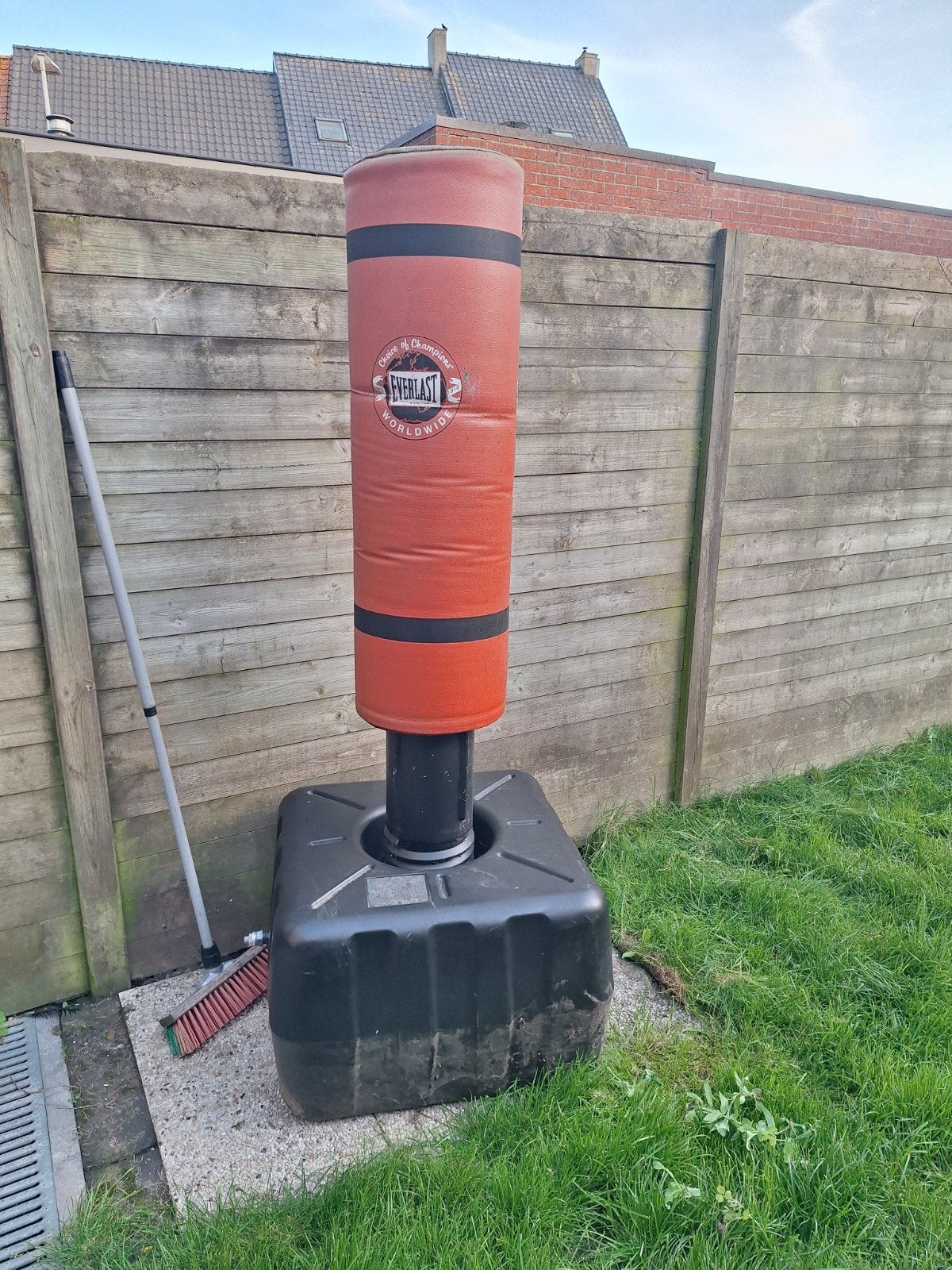 Everlast boksbal, Enlèvement, Utilisé, Punching-ball