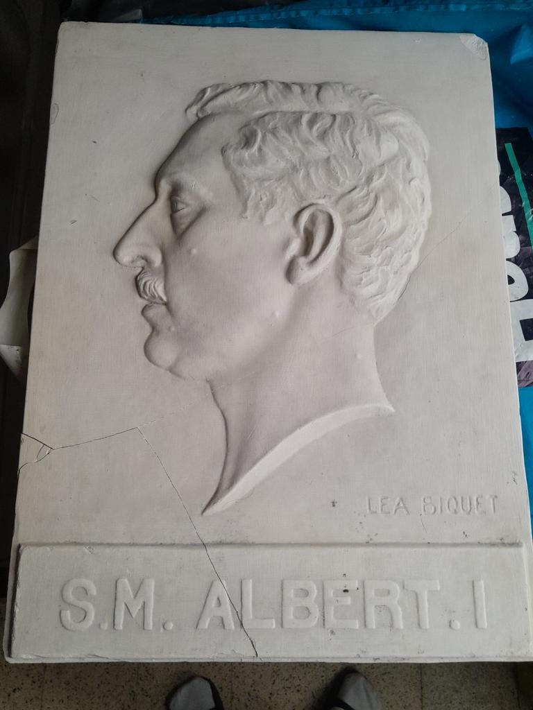 Cadre en plâtre de Albert 1 authentique interdit à la  repro, Verzamelen, Militaria | Algemeen, Ophalen