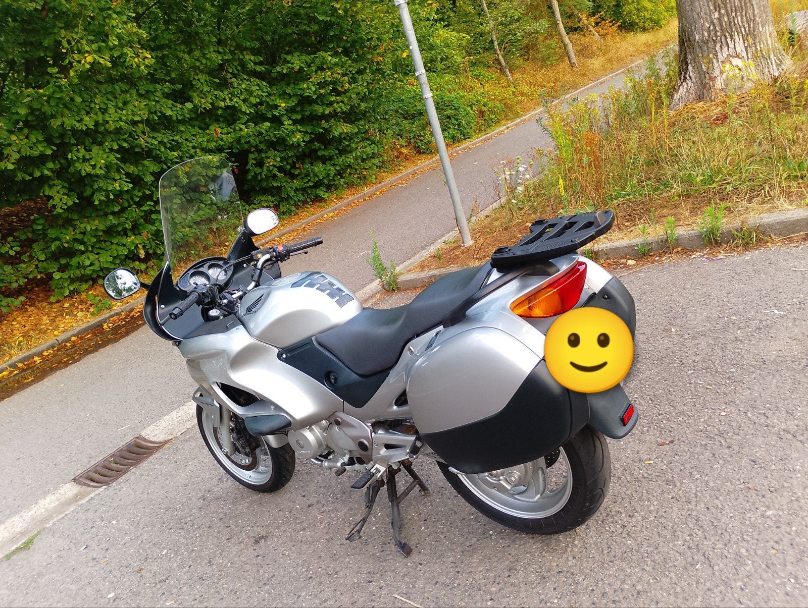 Honda NT650V Deauville, Motos, Particulier