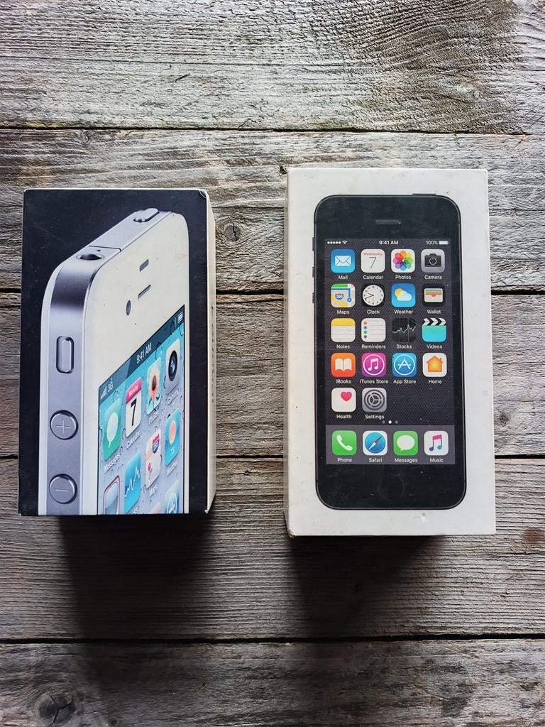 2 boîtiers pour iPhone, iPhone 4 et 5S, boîte Apple d'origin, Enlèvement ou Envoi, Comme neuf, Autres types