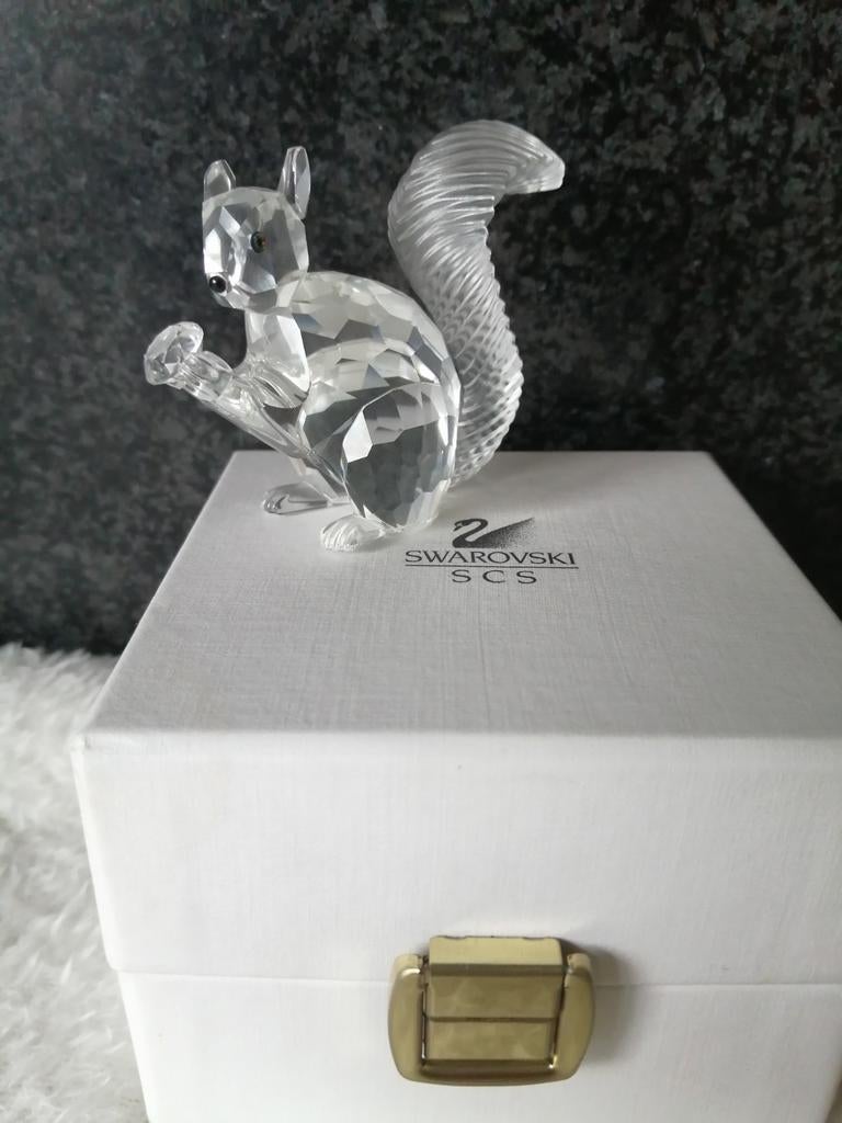 Swarovski eekhoorn, Verzamelen, Ophalen
