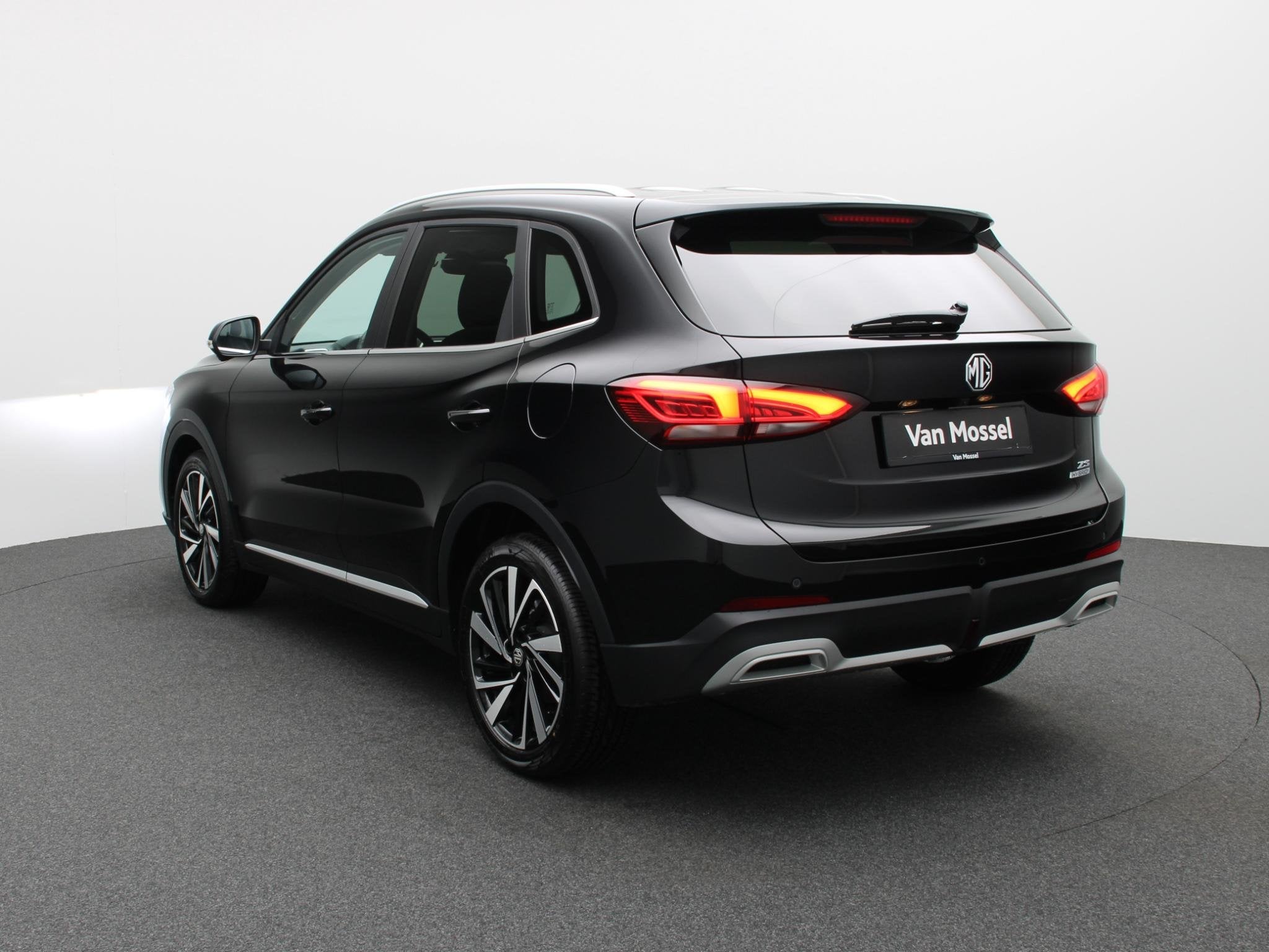 MG MG ZS Hybrid+ 1.5 Hybrid+ Luxury (automatique), Autos, https://public.car-pass.be/vhr/77a9ad65-4cdd-4bd8-8daa-9594f179ceb4