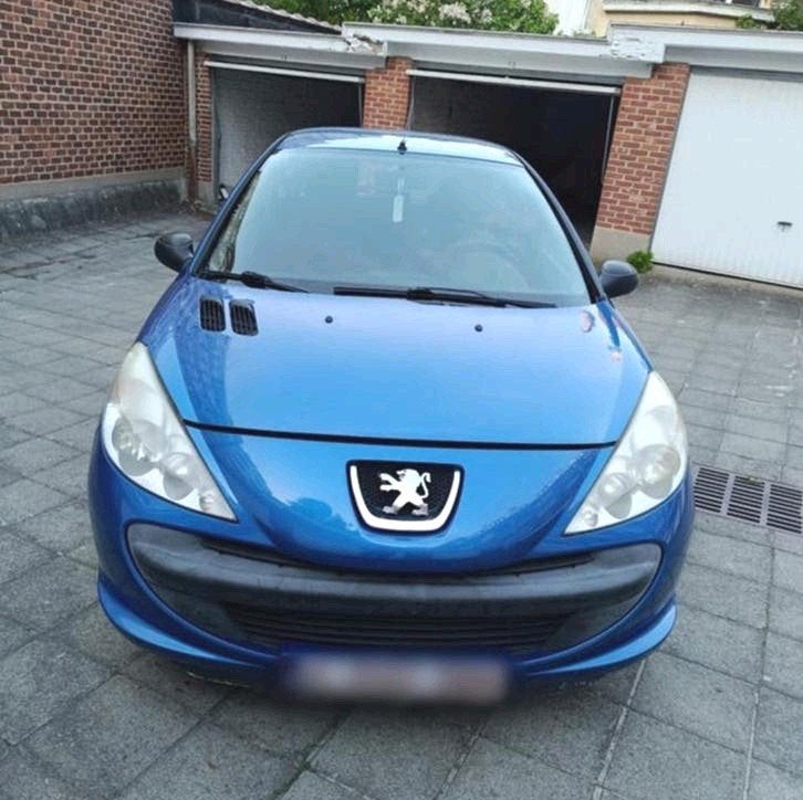Peugeot 206+ 1.1 essence, avec contrôle technique, LEZ ok, Achat, Noir, Particulier, Tissu