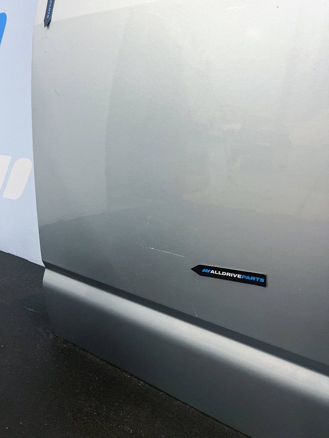 Voorportier rechts Volkswagen T6 LA7W Grijs 7LA831056, -, Utilisé, Porte, Avant