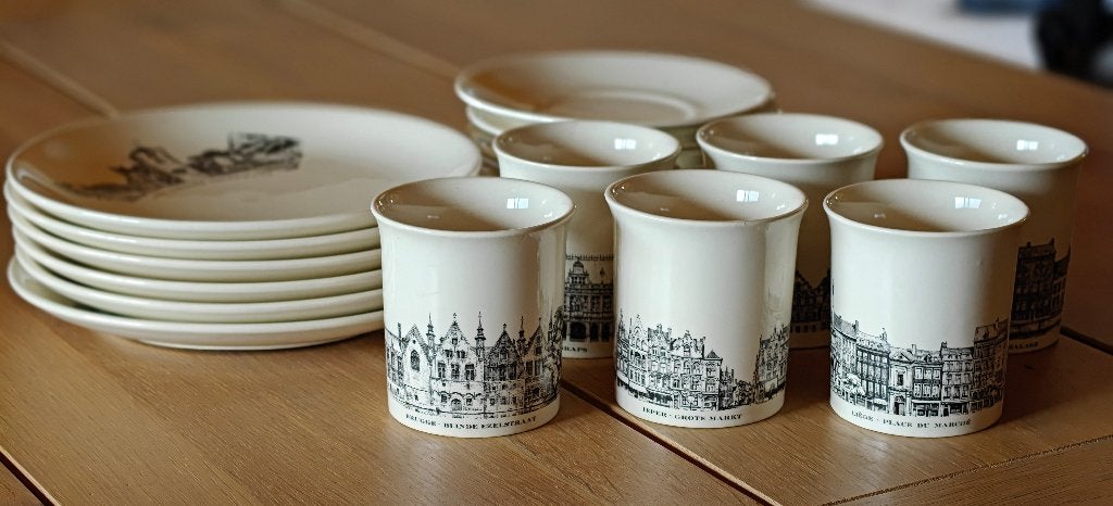 servies met steden print, Ophalen, Overige materialen, Zo goed als nieuw, Bord(en)