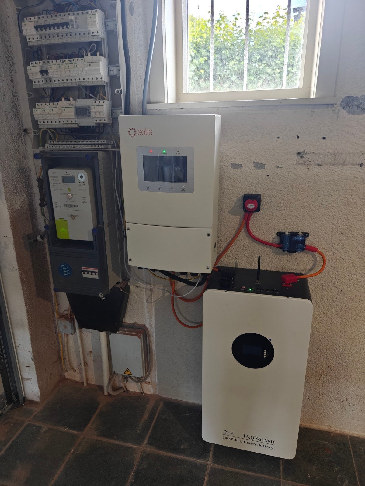 Thuisbatterij 16kWh en 5kW hybride omvormer., Doe-het-zelf en Bouw, Zonnepanelen en Toebehoren, Ophalen